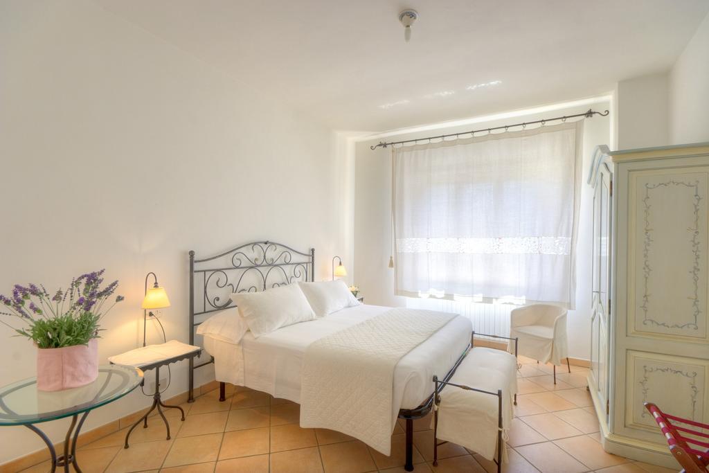 Guest House Villa Eva Sirolo Bagian luar foto